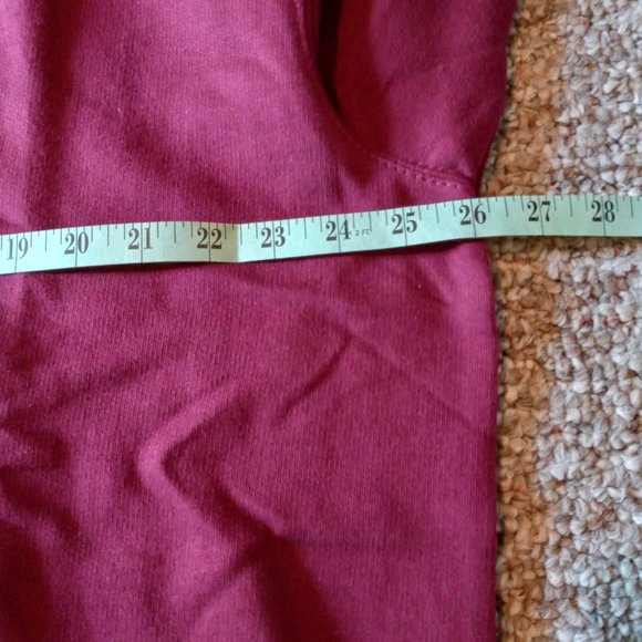 Disney Classics Grumpy XL Women's Sweatshirt 3/4 Sleeves Burgundy Red New - Picture 9 of 14